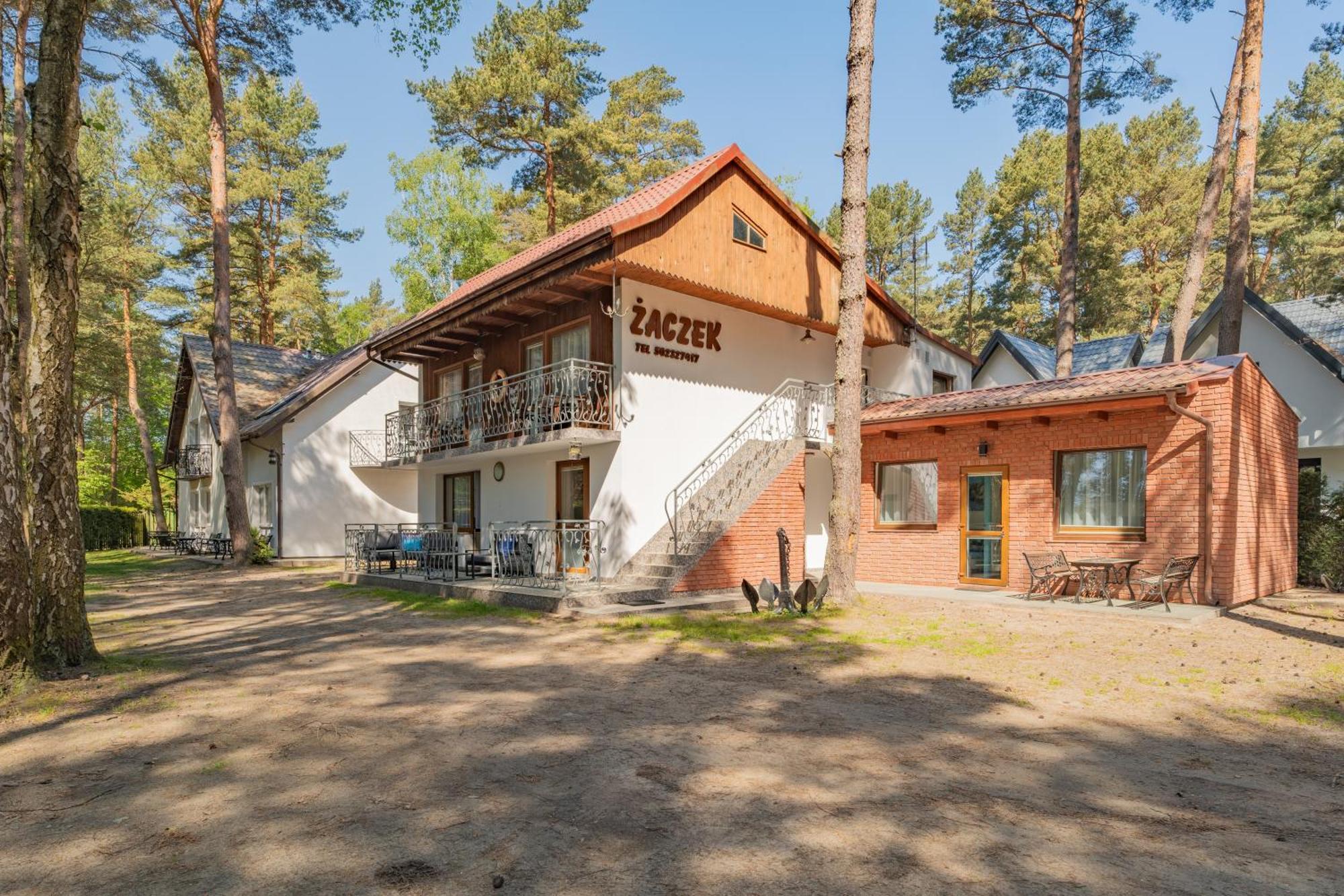 Pokoje Goscinne Zaczek Debki Exterior photo